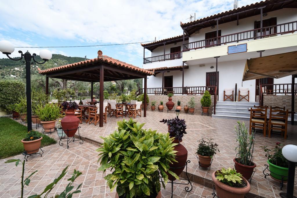 Studios Filippos Skopelos Town Exterior foto