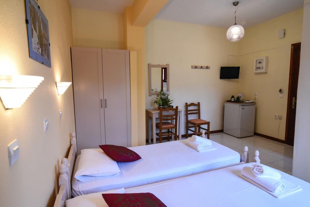 Studios Filippos Skopelos Town Quarto foto