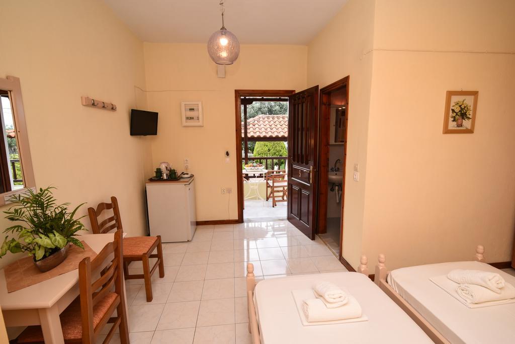 Studios Filippos Skopelos Town Quarto foto