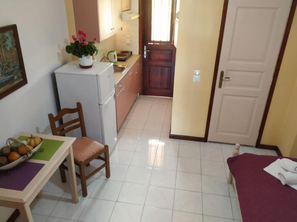 Studios Filippos Skopelos Town Exterior foto