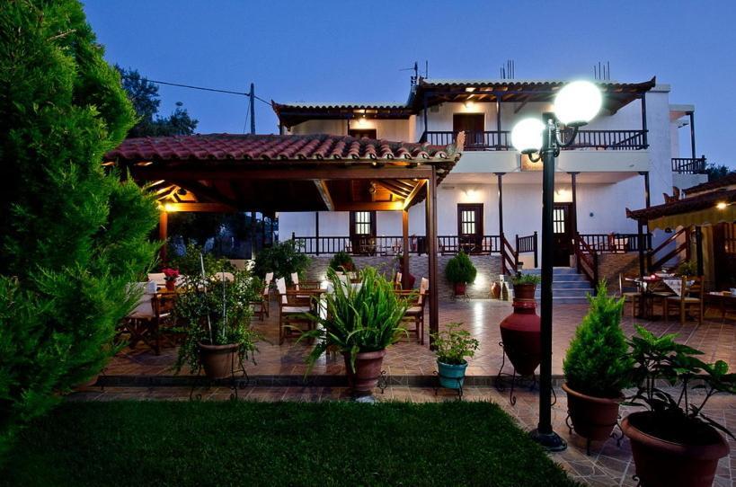 Studios Filippos Skopelos Town Exterior foto