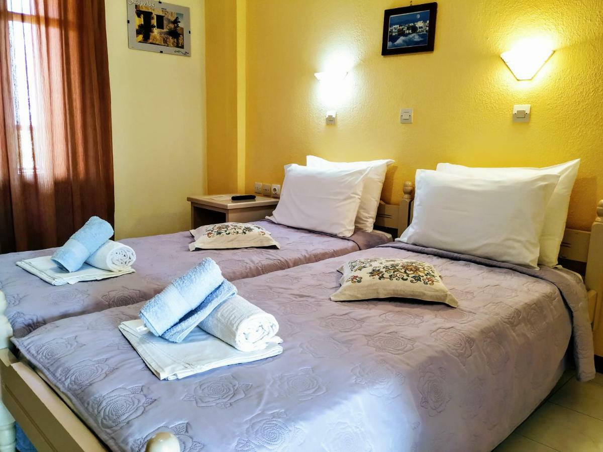 Studios Filippos Skopelos Town Quarto foto
